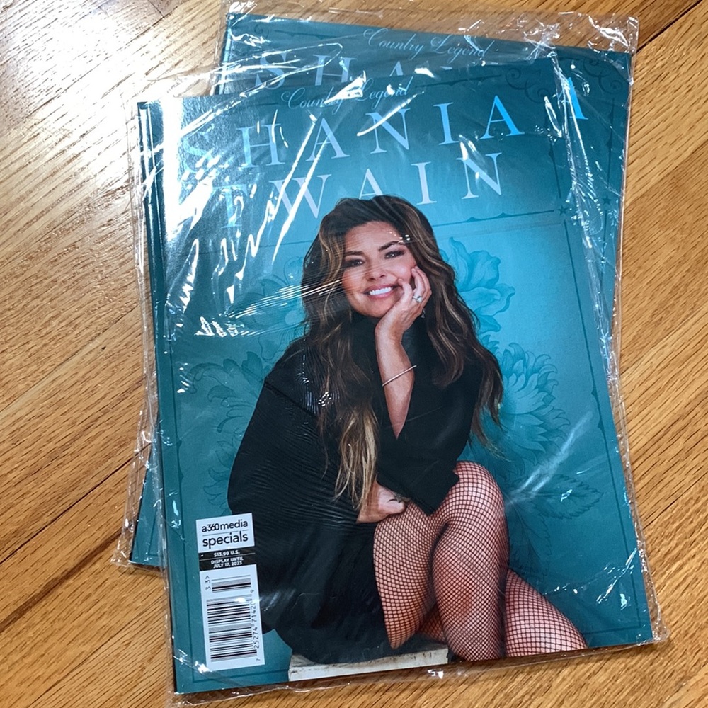 Country Legend Shania Twain Magazine - Picture 14 of 16